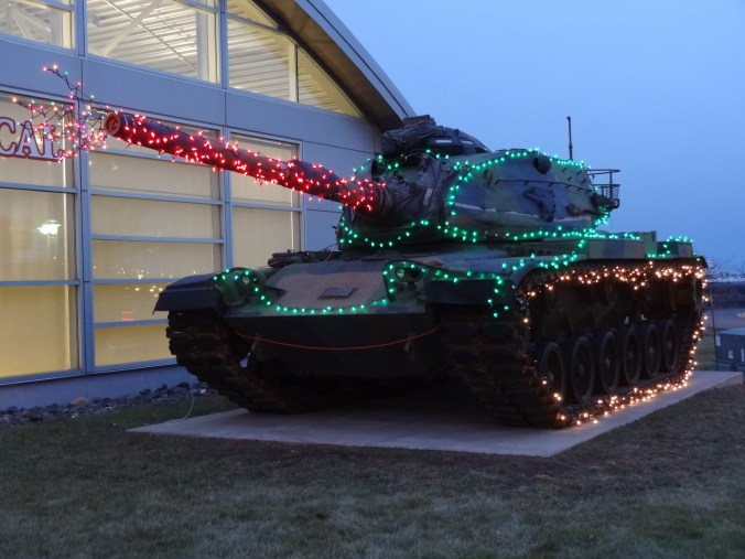 Christmas Tank 005